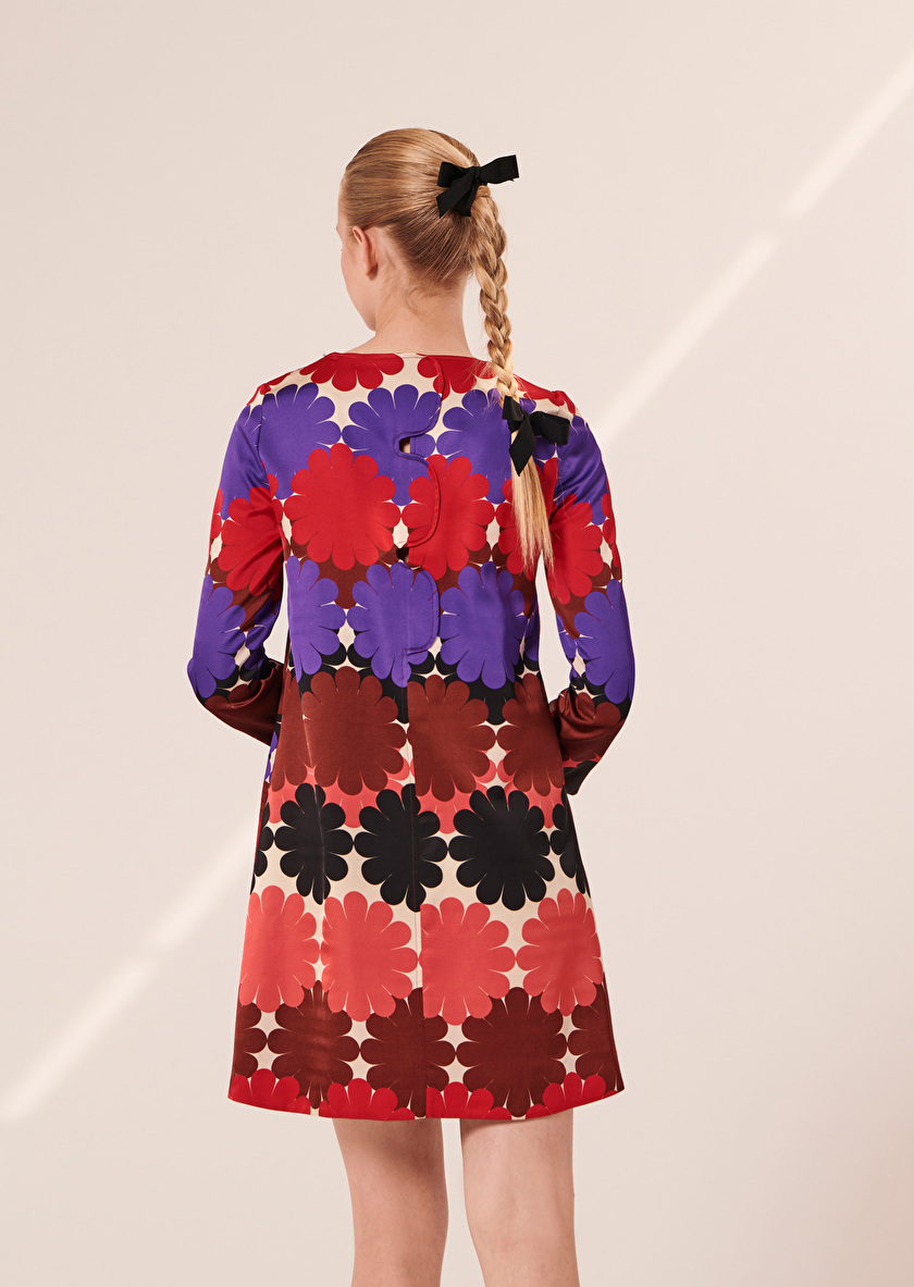Rada атласное платье с цветочным принтом в цвете экрю