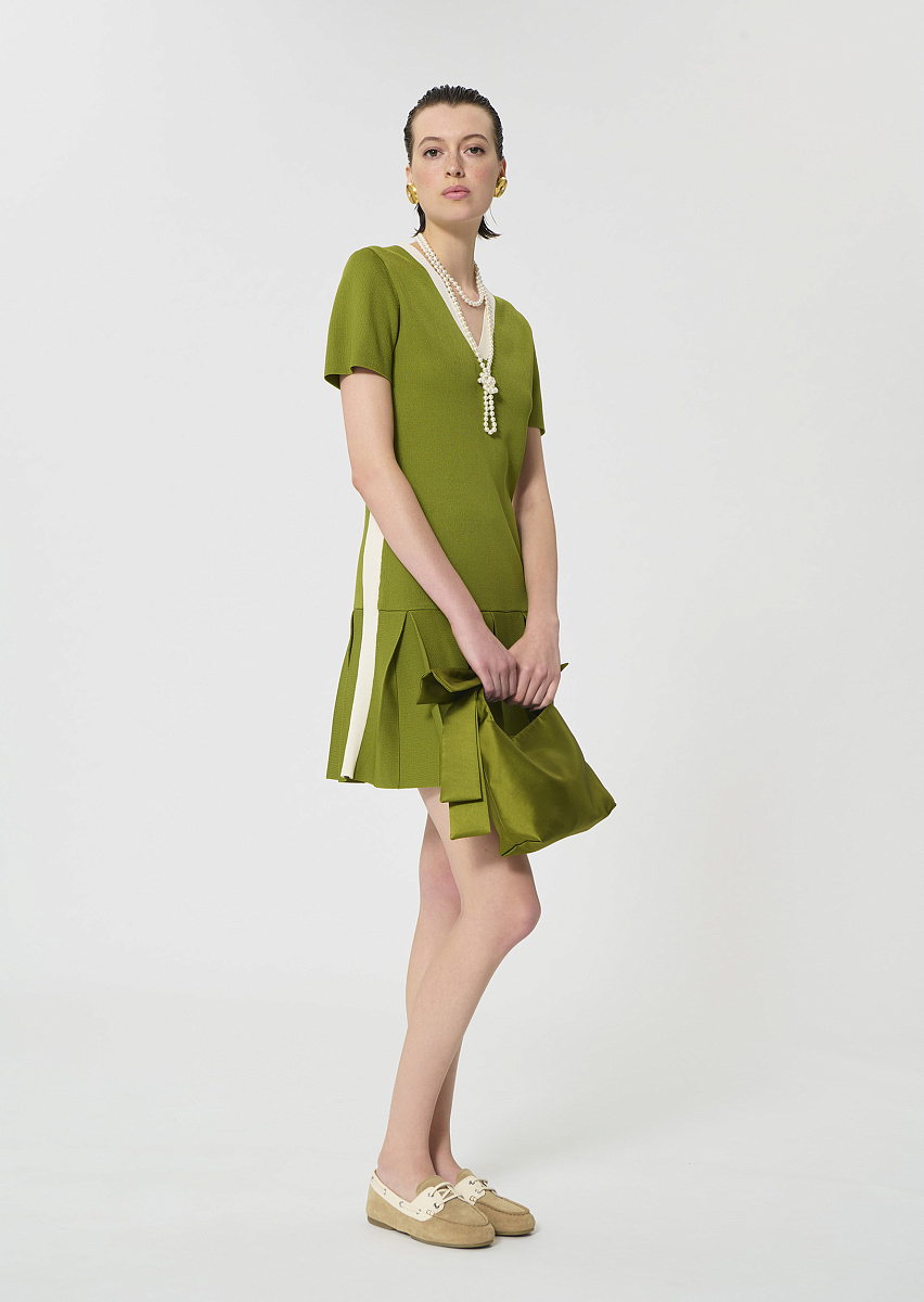 Ricca зеленое платье из технологичного трикотажа