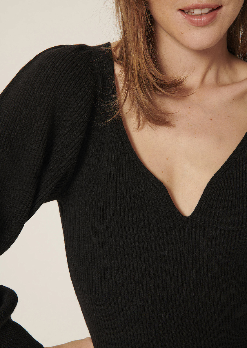 Трикотажное платье Robyn из смесовой шерсти в черном цвете Трикотажное платье Robyn из смесовой шерсти в черном цвете