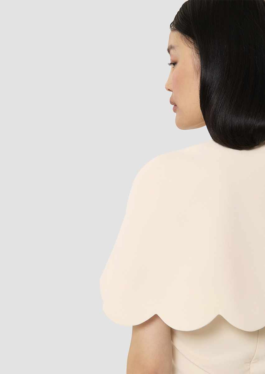 Кейп-накидка в цвете экрю Valentinie