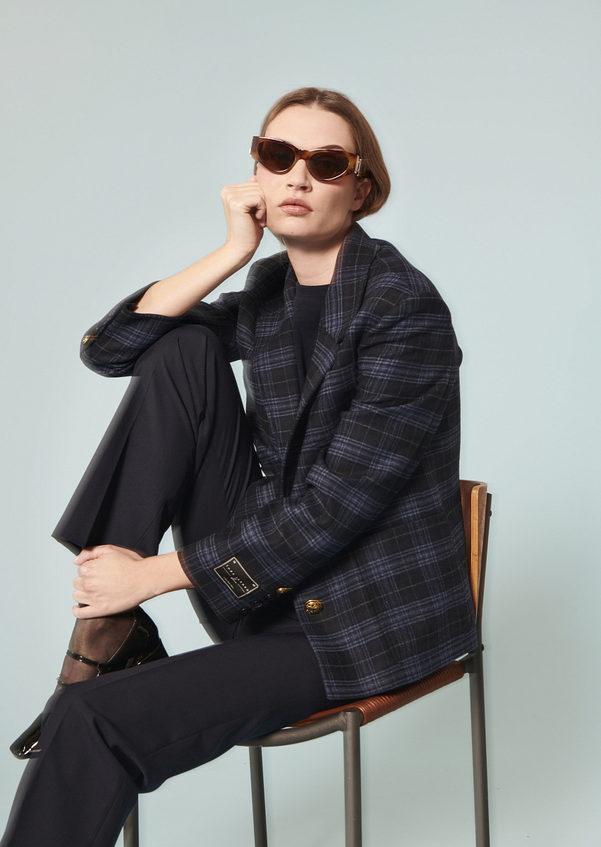 Peter темно-синие брюки из шерсти Peter темно-синие брюки из шерсти