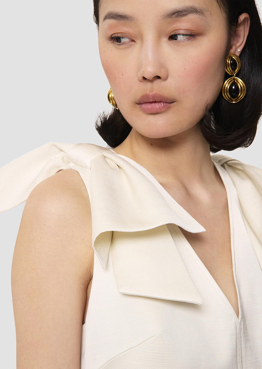 Remarquable платье из мягкого льна в цвете экрю