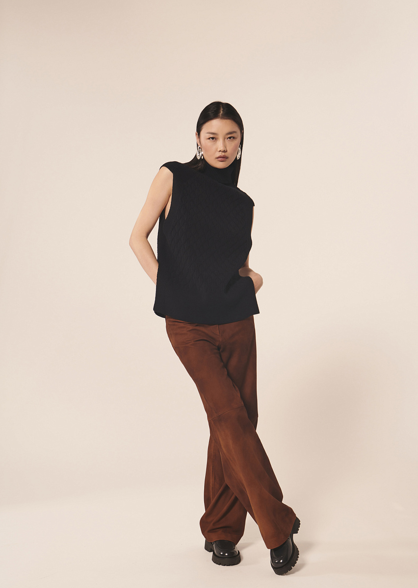 Pillow темно-синий свитер графической вязки Pillow темно-синий свитер графической вязки