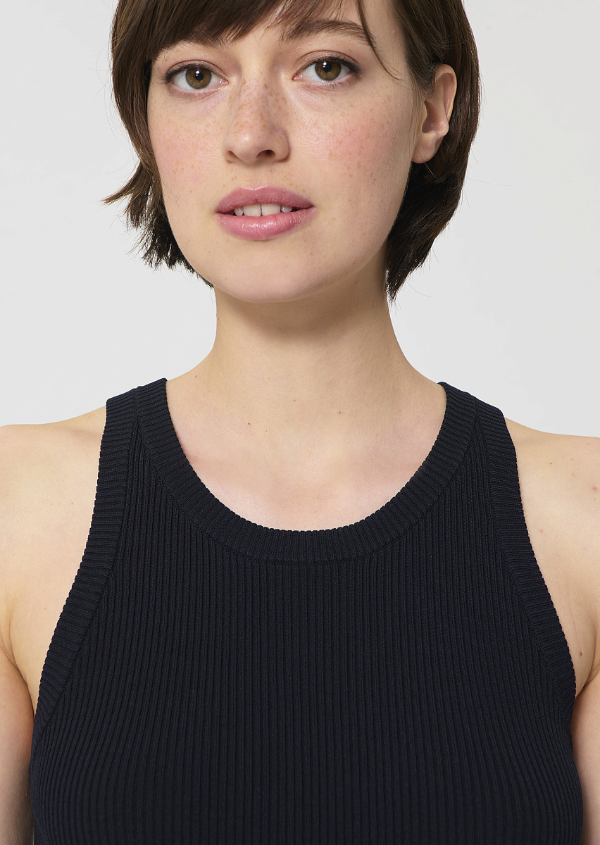 Trish темно-синий топ из трикотажа в рубчик Trish темно-синий топ из трикотажа в рубчик