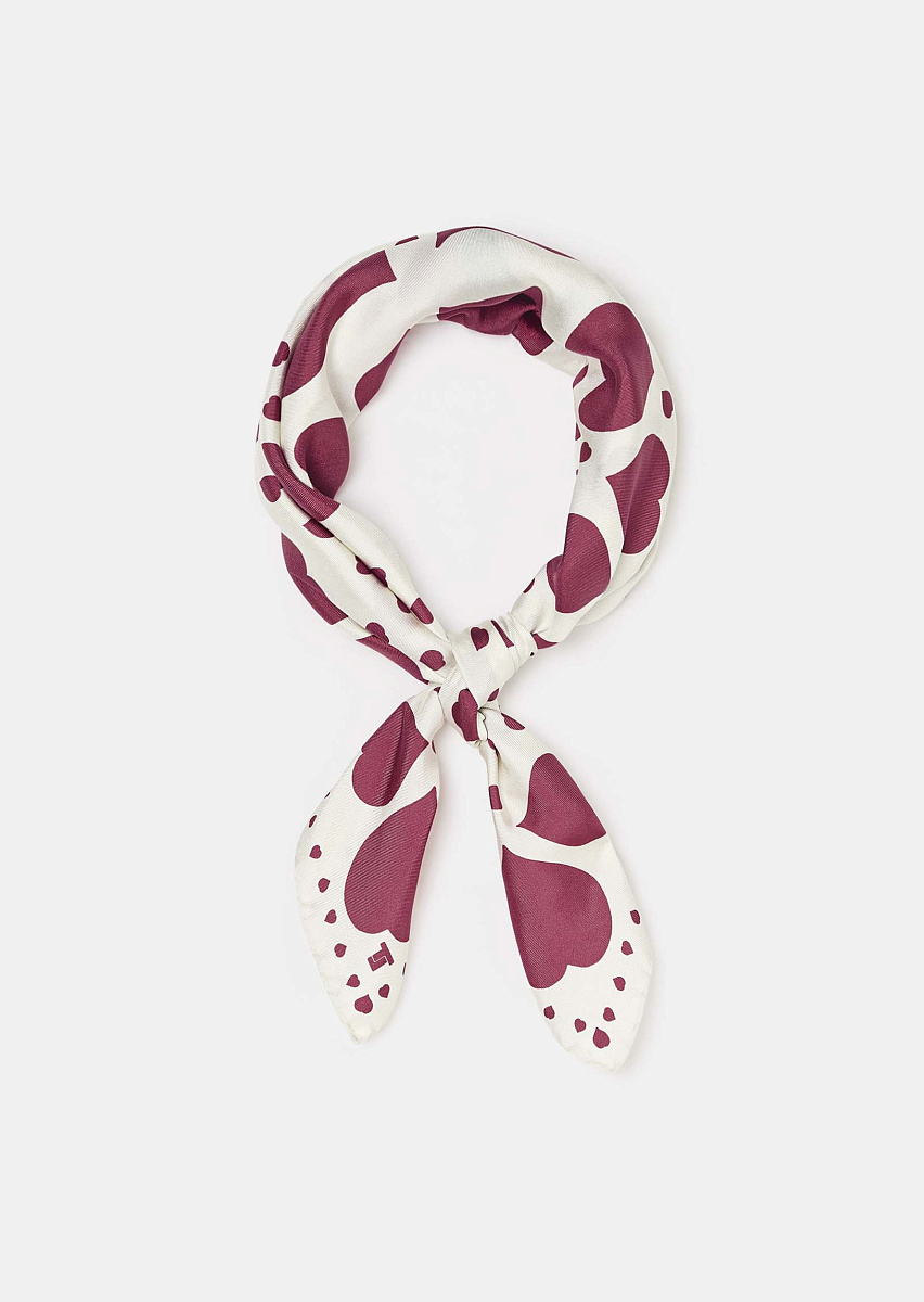 Шелковый платок цвета экрю с принтом в виде сердец Estee