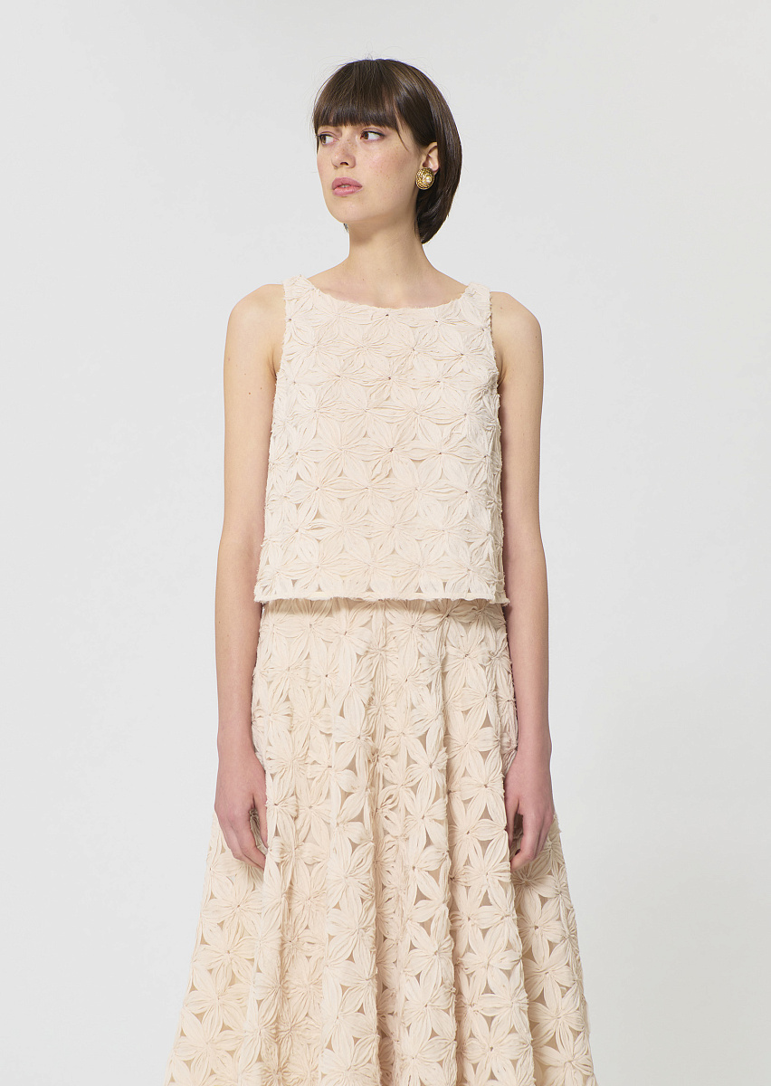 Tulipe бежевый топ с рельефным цветочным узором