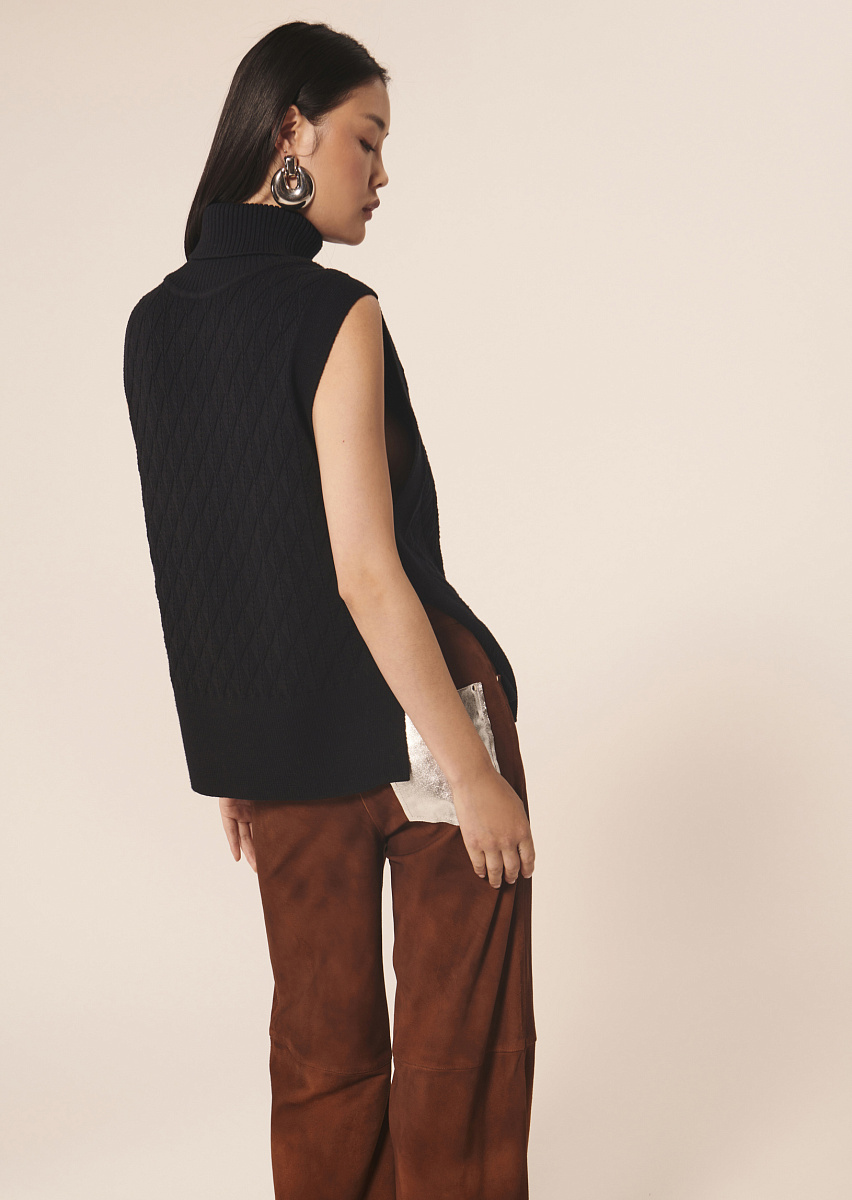 Pillow темно-синий свитер графической вязки Pillow темно-синий свитер графической вязки