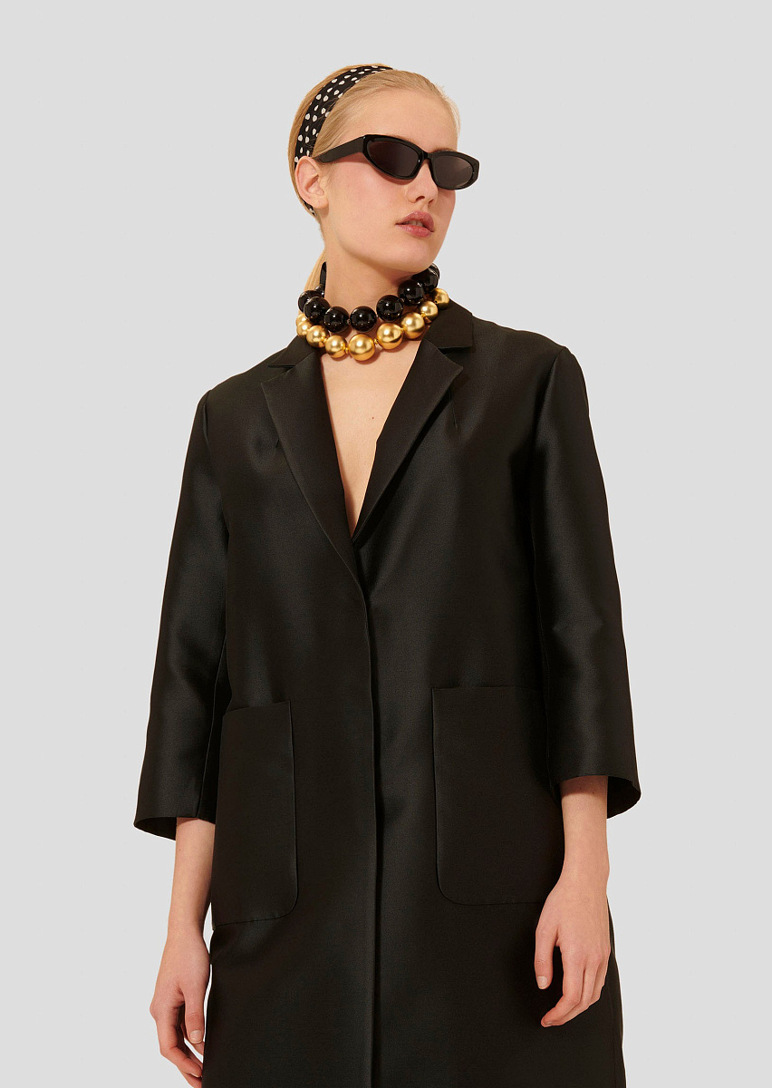 Черное пальто Martin из плотного атласа Черное пальто Martin из плотного атласа