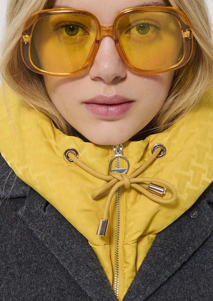 Daria лимонно-желтый капюшон Daria лимонно-желтый капюшон